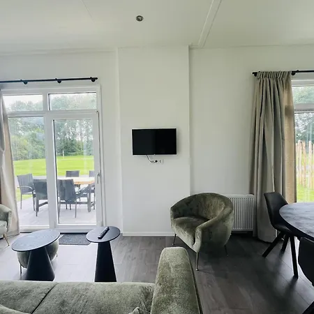 Дом отдыха Bungalowpark De Horn - Floresta 215