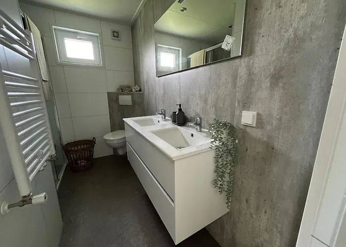 Bungalowpark De Horn - Floresta 215 Ferienhaus